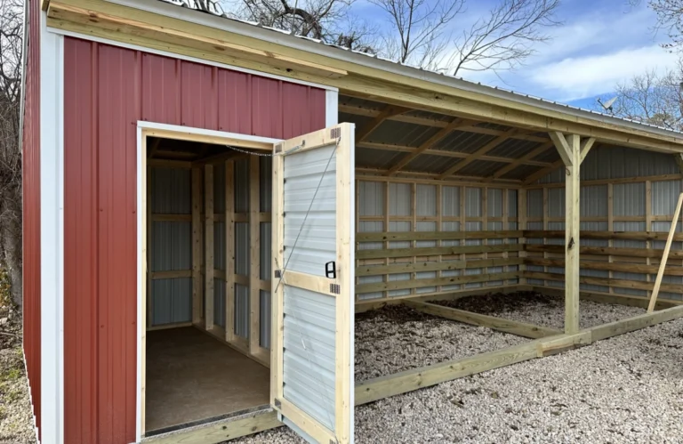 equestrian-shipping-container-idea