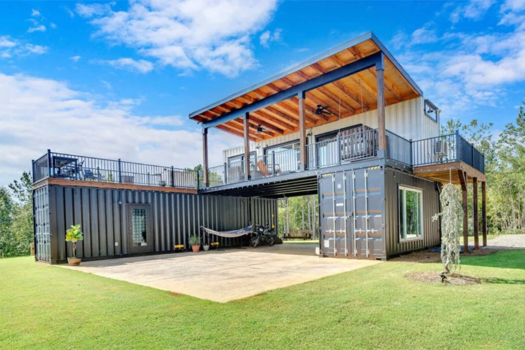 multi-unit-shipping-container-home-2